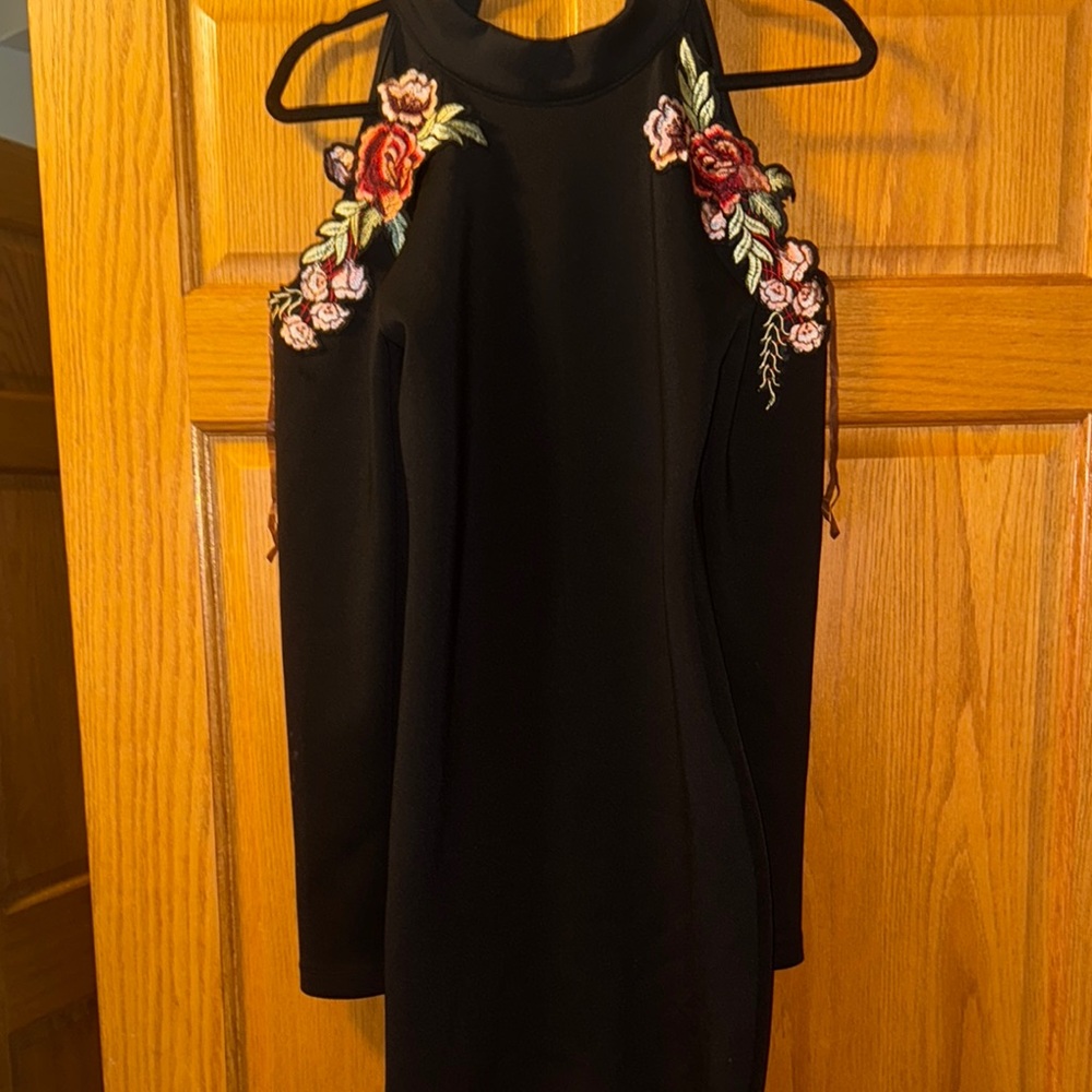 Elegant Black Floral Embroidered Dress